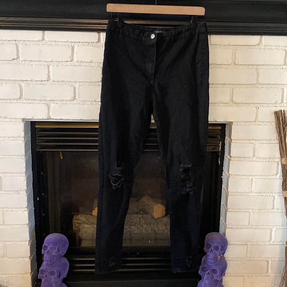 Black ripped skinny jeans